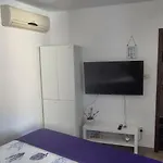 Valentina Apartamento Tisno