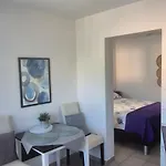 Valentina *