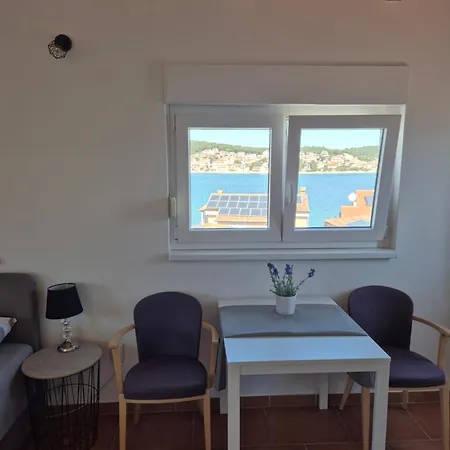 Valentina Apartman Tisno